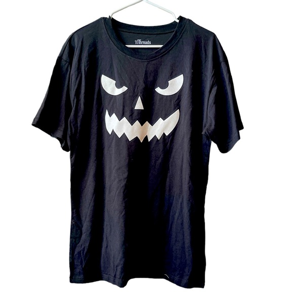 NWOT SCARY FACE TEE SHIRT - Picture 1 of 3